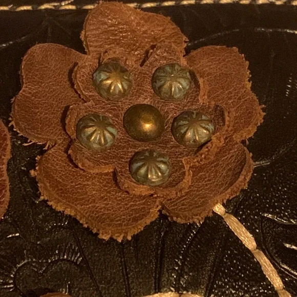 MONTANA WEST Southwestern Floral Turquoise Brown Black 3D Floral Flowers Wallet - Picture 5 of 16